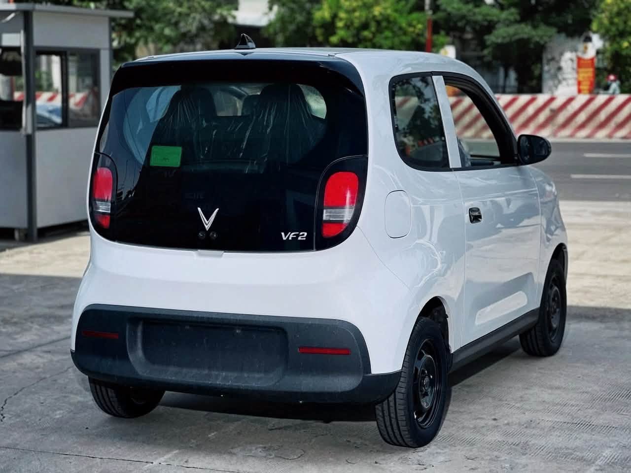 VinFast VF2 màu trắng